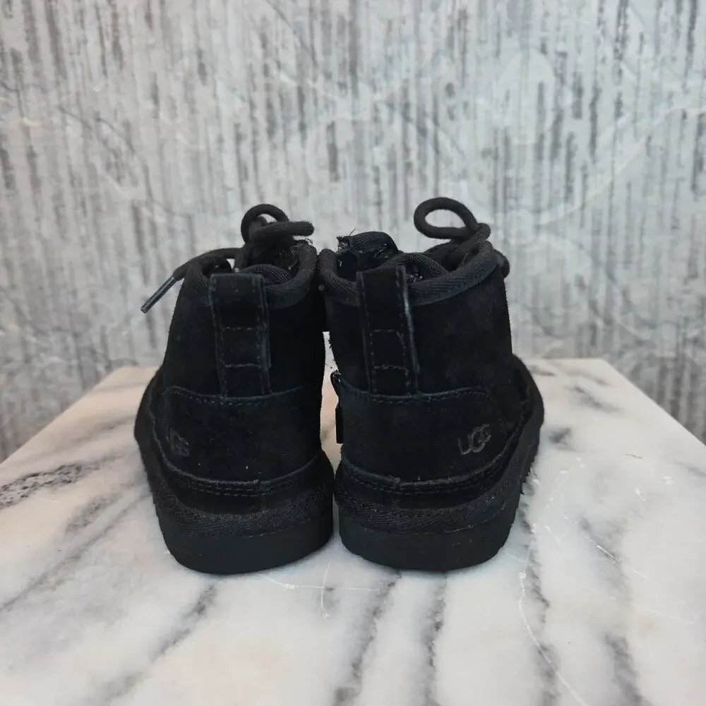 UGG Neumel II Unisex Kid's Chukka Boot Color Black Sz 10